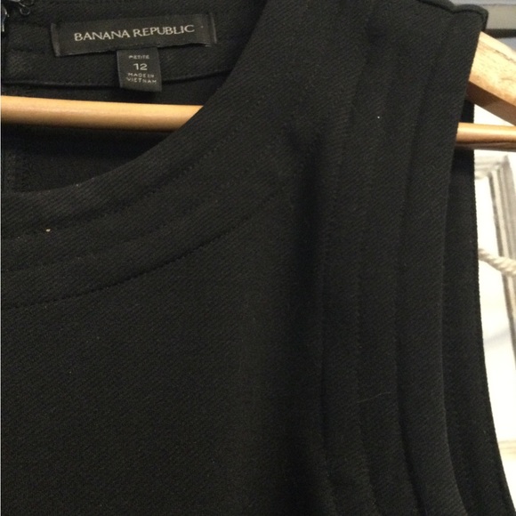 Cute Knit Black Banana Republic Dress with Stitching Details - Picture 3 of 7